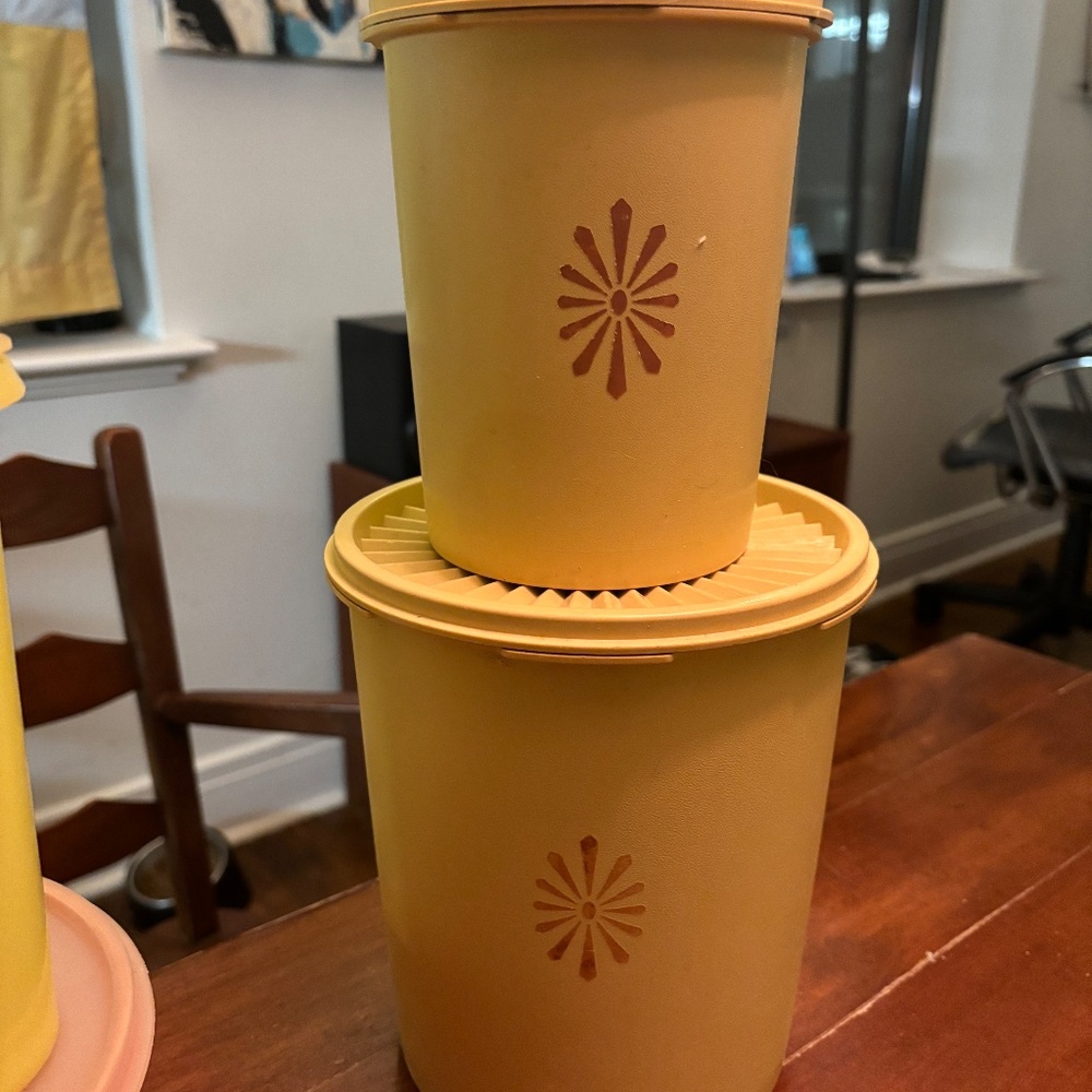Vintage Tupperware Set - Picture 3 of 8